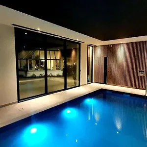 Western Armor Park Hotel