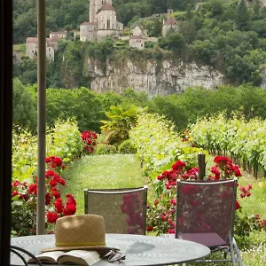hotel-spa-le-saint-cirq.midi-pyreneeshotels.com/